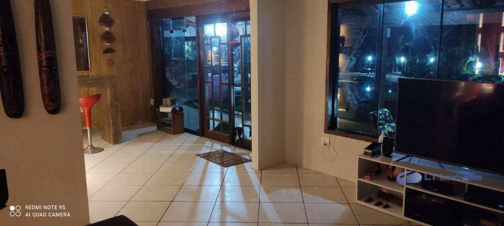 Chácara à venda com 3 quartos, 200m² - Foto 6