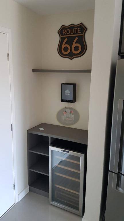 Apartamento para alugar com 2 quartos, 80m² - Foto 17