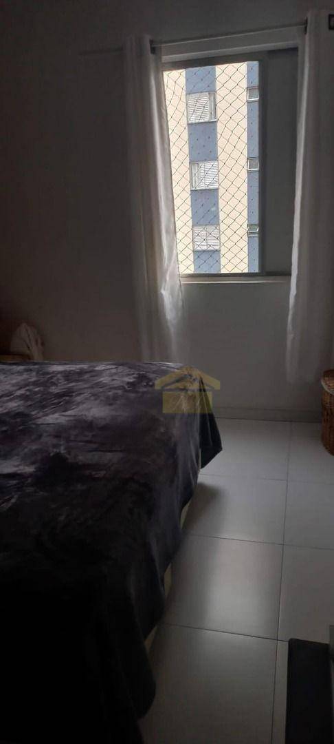 Apartamento à venda com 2 quartos, 66m² - Foto 2