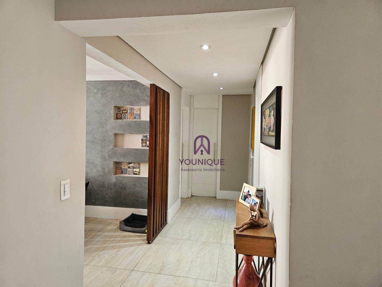 Apartamento à venda com 3 quartos, 125m² - Foto 2