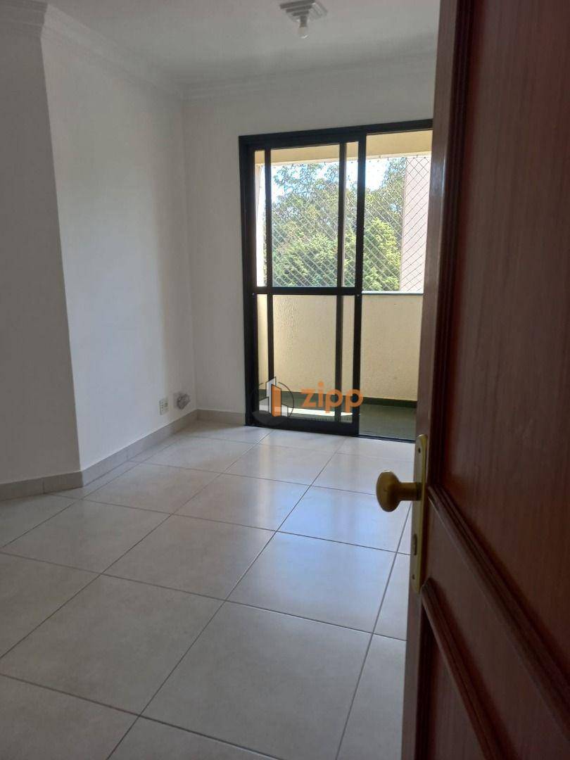 Apartamento à venda com 2 quartos, 75m² - Foto 12