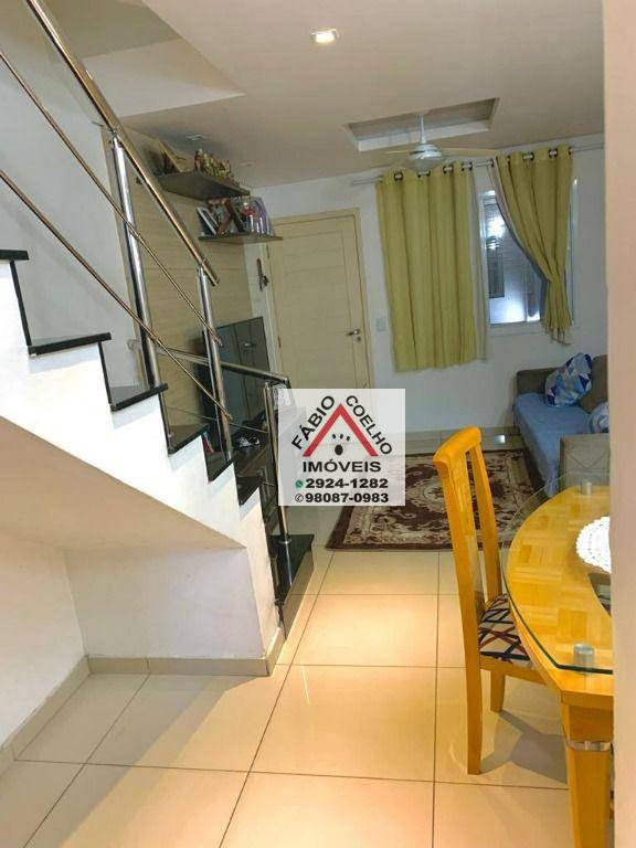 Casa de Condomínio à venda com 3 quartos, 94m² - Foto 2