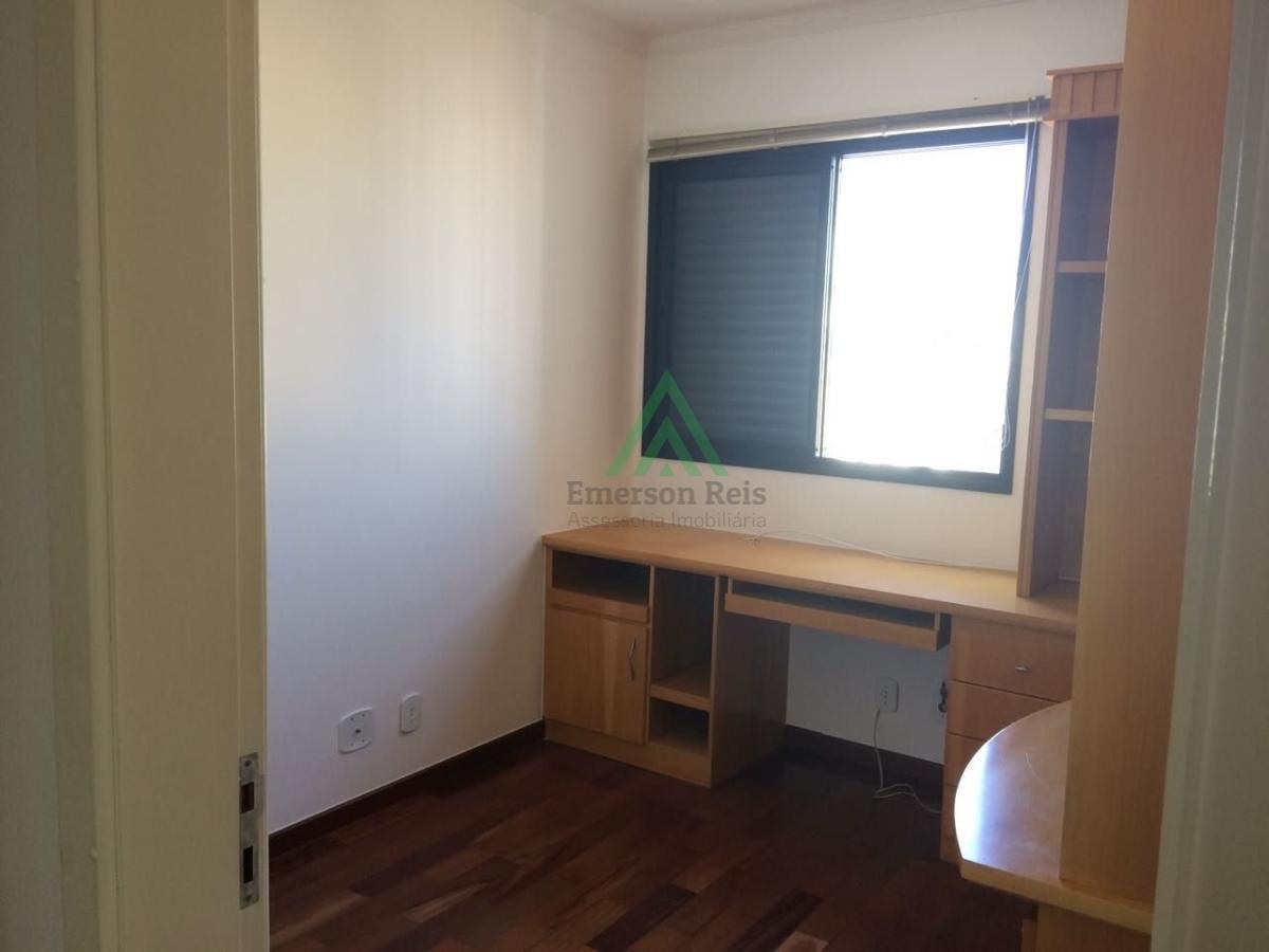 Apartamento à venda com 3 quartos, 103m² - Foto 9