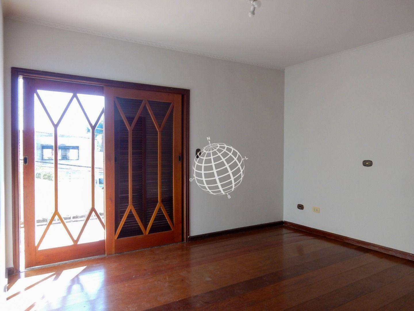 Casa para alugar com 4 quartos, 358m² - Foto 18