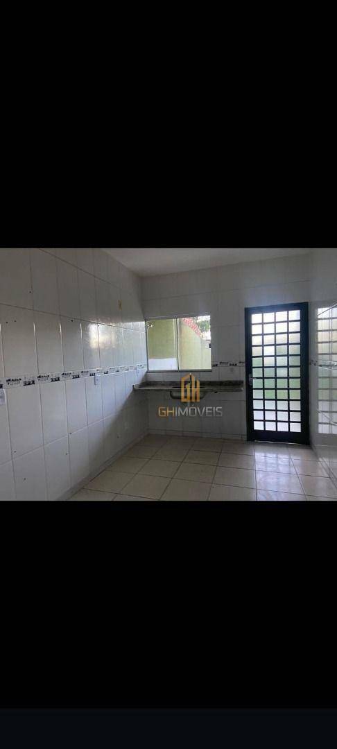 Casa à venda com 3 quartos, 97m² - Foto 13