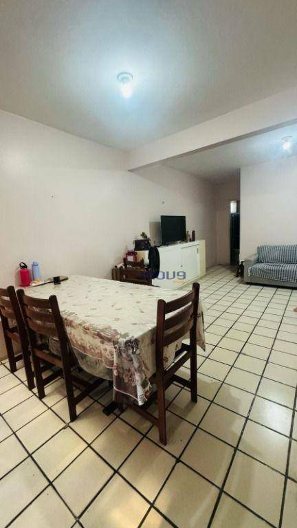 Casa à venda com 4 quartos, 119m² - Foto 7