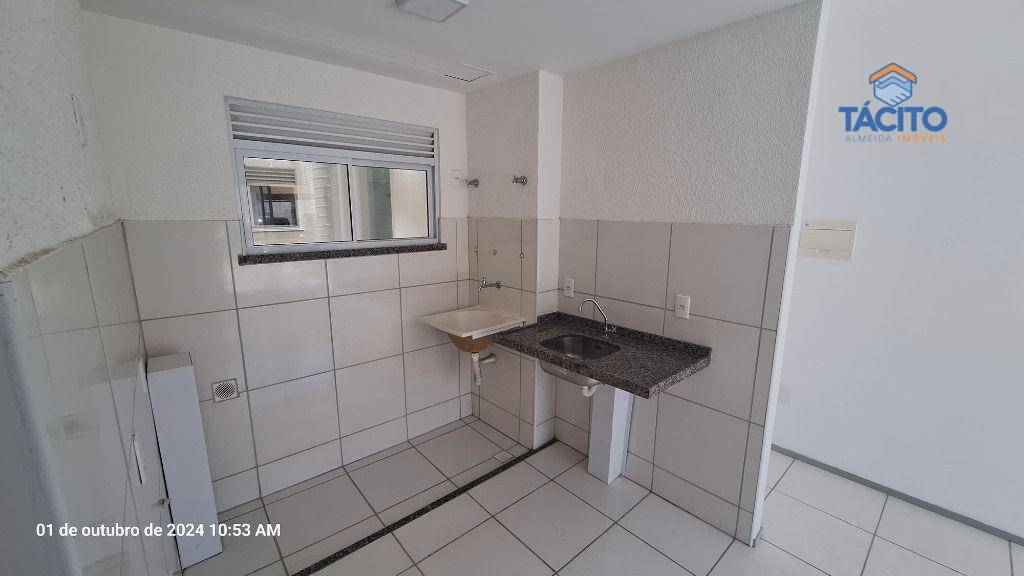 Apartamento à venda com 2 quartos, 43m² - Foto 4