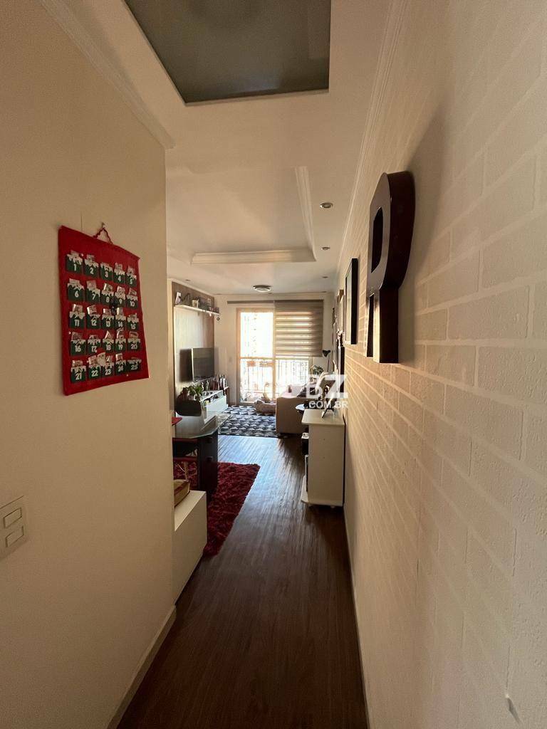 Apartamento à venda com 3 quartos, 65m² - Foto 2