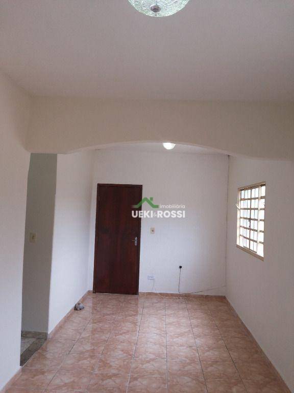 Casa à venda com 3 quartos, 70m² - Foto 17