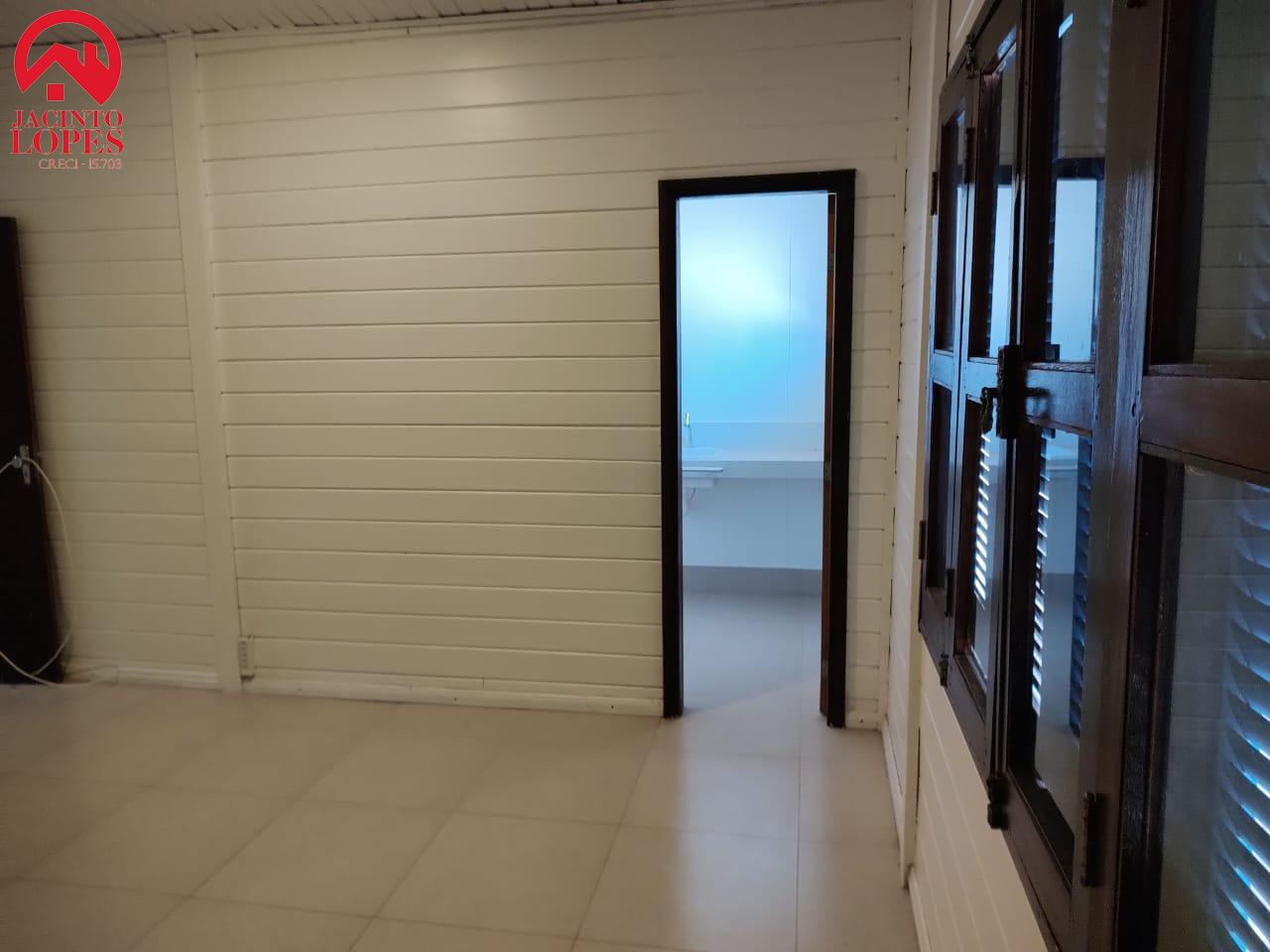 Casa à venda com 3 quartos, 400m² - Foto 42