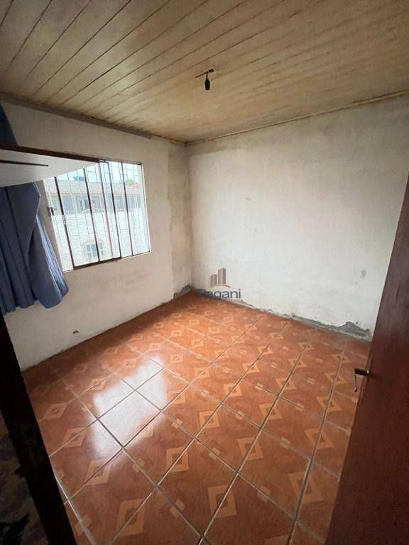 Casa à venda com 5 quartos, 96m² - Foto 3