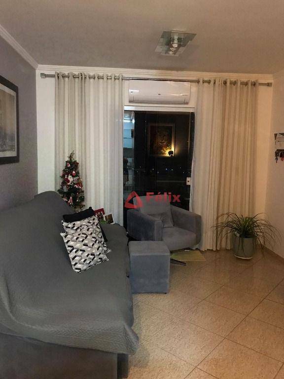 Apartamento à venda com 3 quartos, 83m² - Foto 13