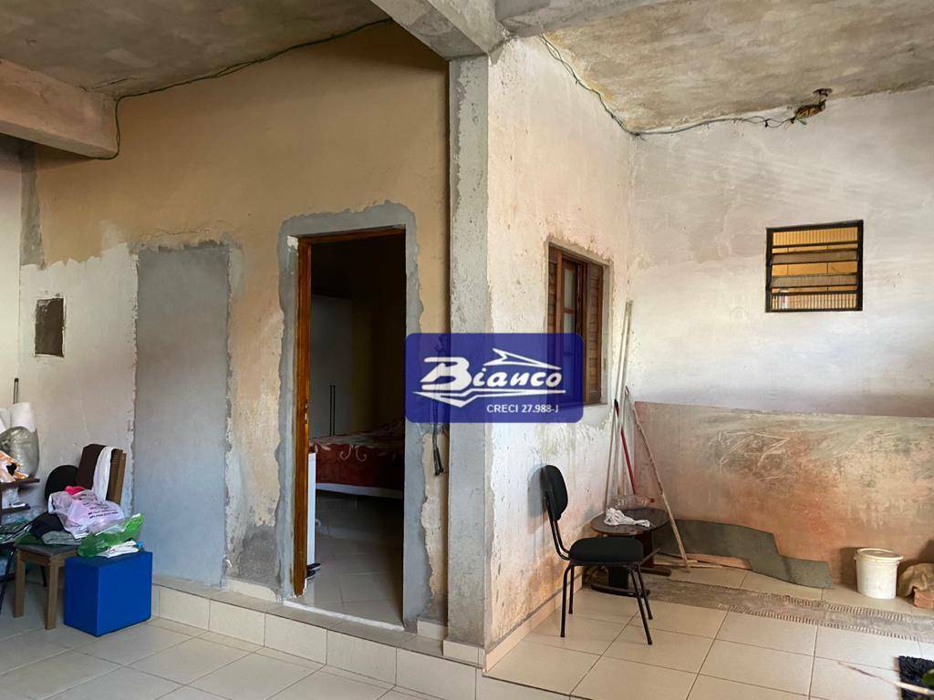 Casa à venda com 2 quartos, 299m² - Foto 17