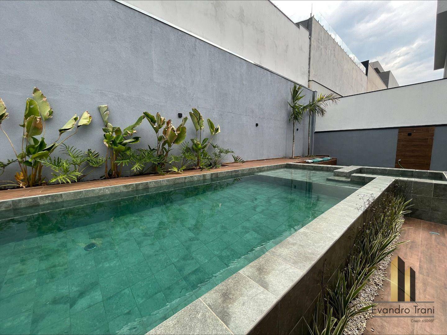 Casa de Condomínio à venda com 5 quartos, 321m² - Foto 5