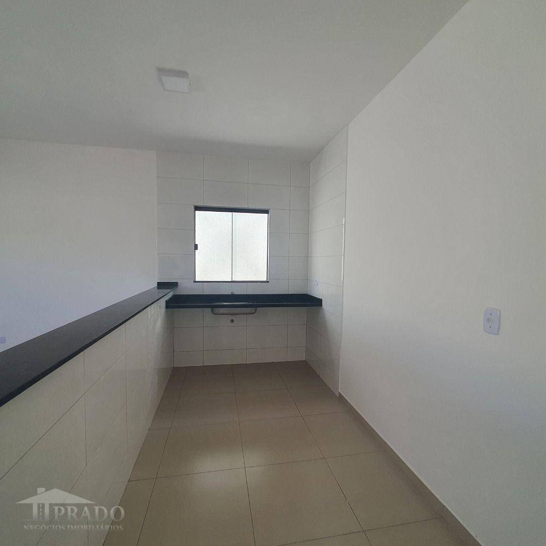 Casa à venda com 3 quartos, 75m² - Foto 11