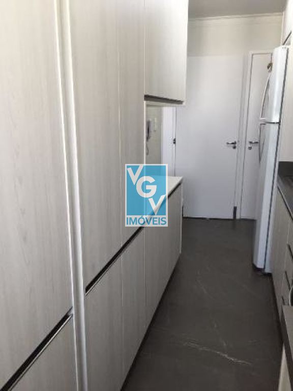 Apartamento à venda com 3 quartos, 98m² - Foto 7