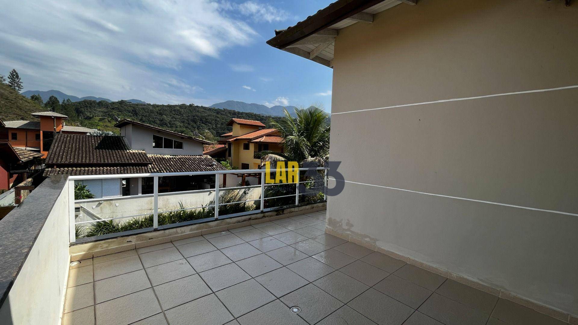 Casa de Condomínio à venda com 3 quartos, 220m² - Foto 36