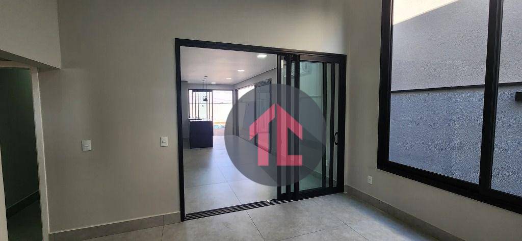 Casa de Condomínio à venda com 3 quartos, 213m² - Foto 2