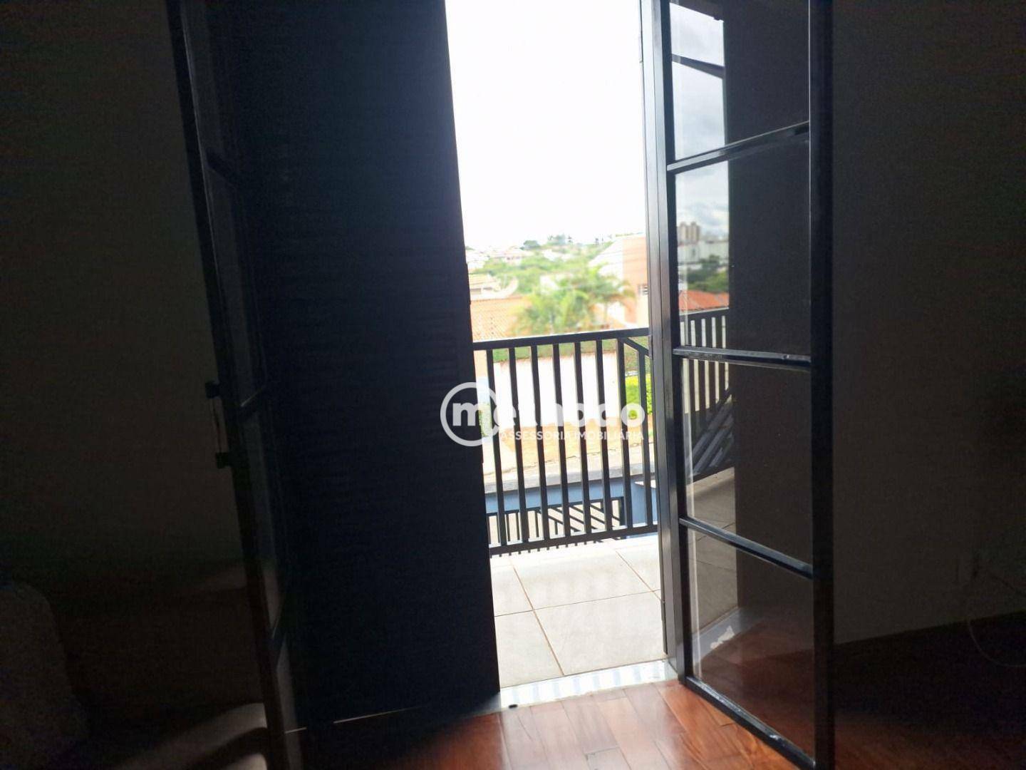 Casa à venda com 3 quartos, 240m² - Foto 22