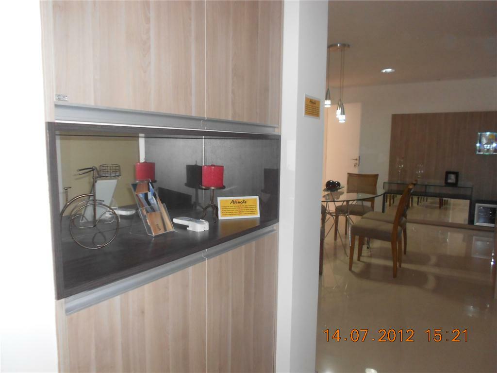 Apartamento à venda com 3 quartos, 105m² - Foto 13