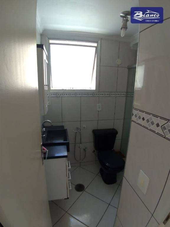 Apartamento à venda com 3 quartos, 76m² - Foto 13