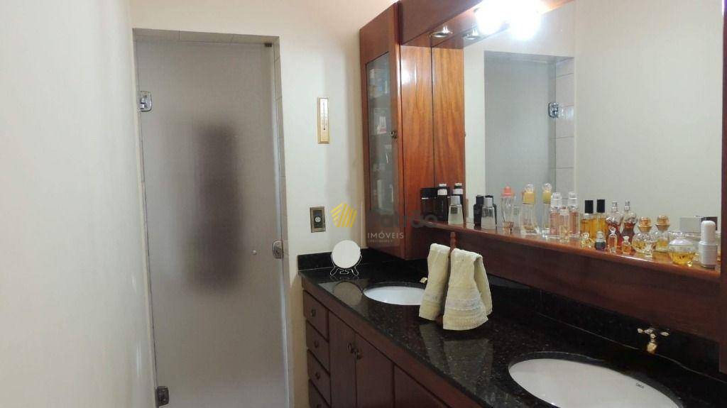 Sobrado à venda com 3 quartos, 205m² - Foto 18