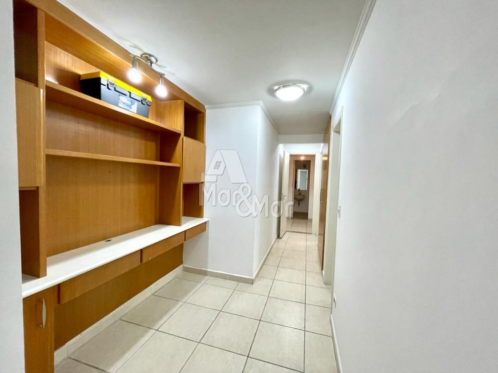 Apartamento à venda com 3 quartos, 168m² - Foto 8