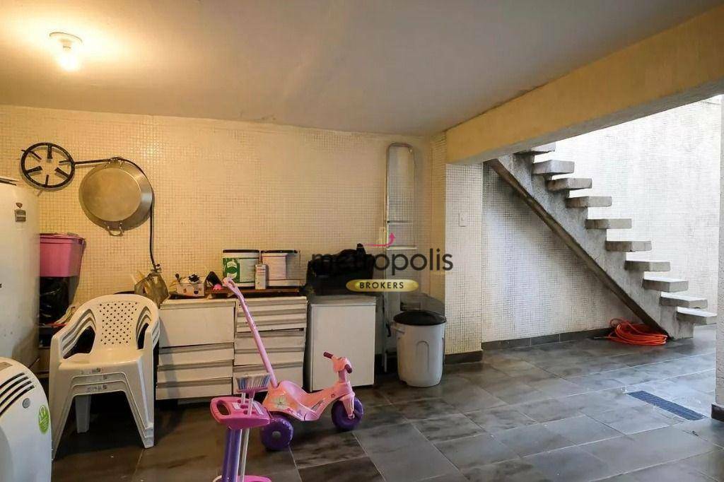 Sobrado à venda com 4 quartos, 215m² - Foto 21