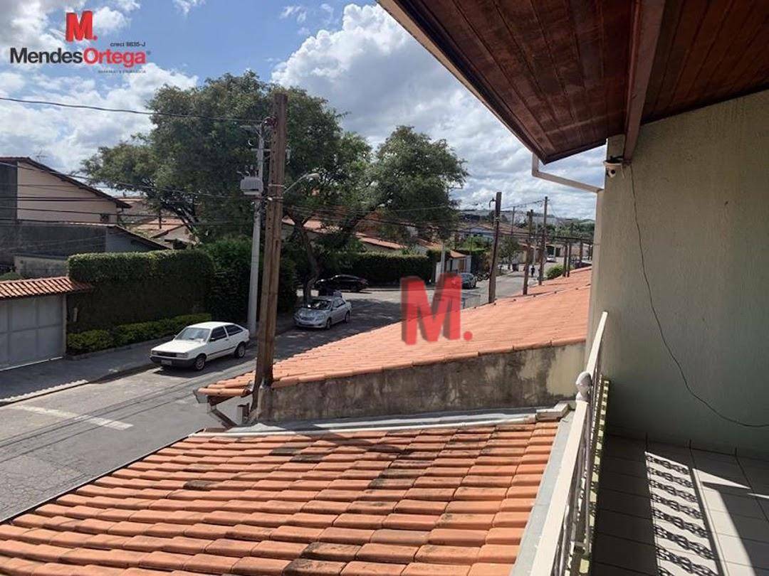 Casa à venda com 3 quartos, 200m² - Foto 13