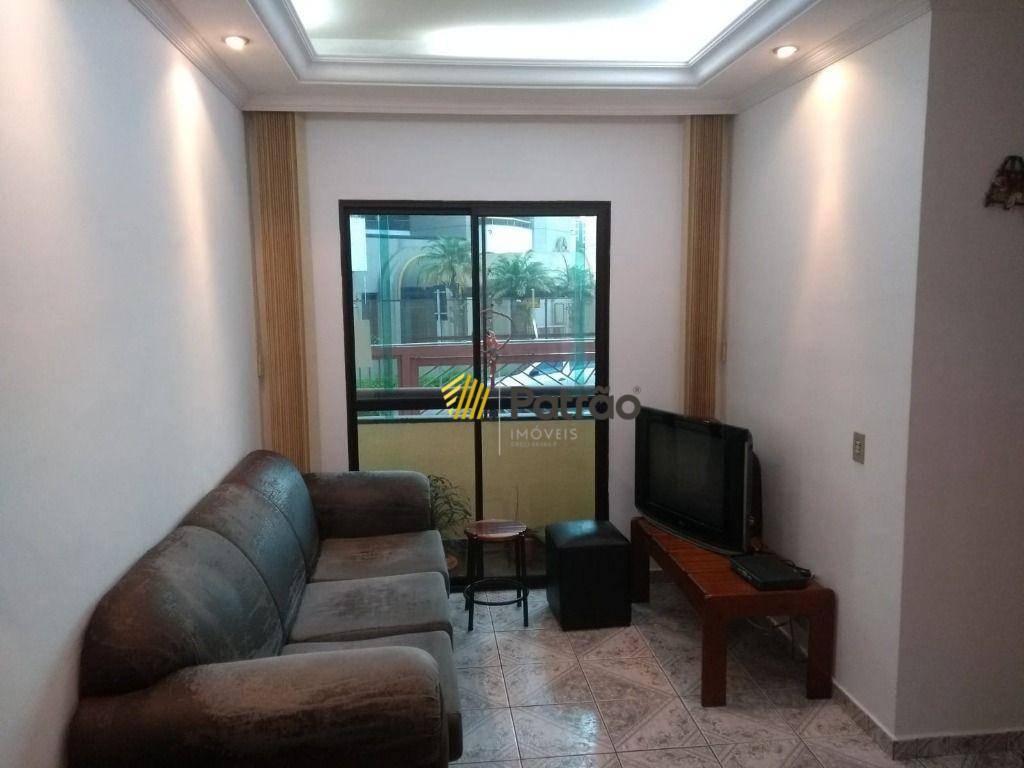 Apartamento à venda com 2 quartos, 65m² - Foto 15