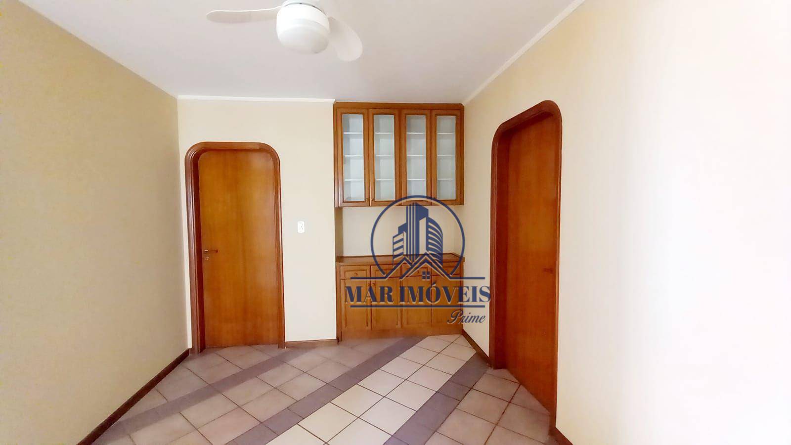 Apartamento à venda com 3 quartos, 140m² - Foto 7