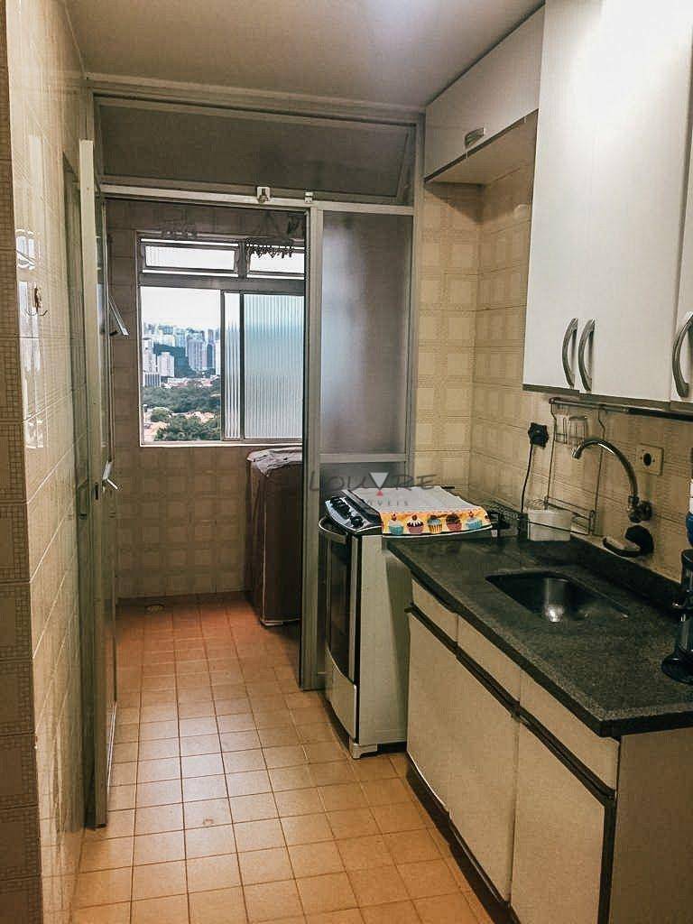 Apartamento à venda com 2 quartos, 60m² - Foto 14