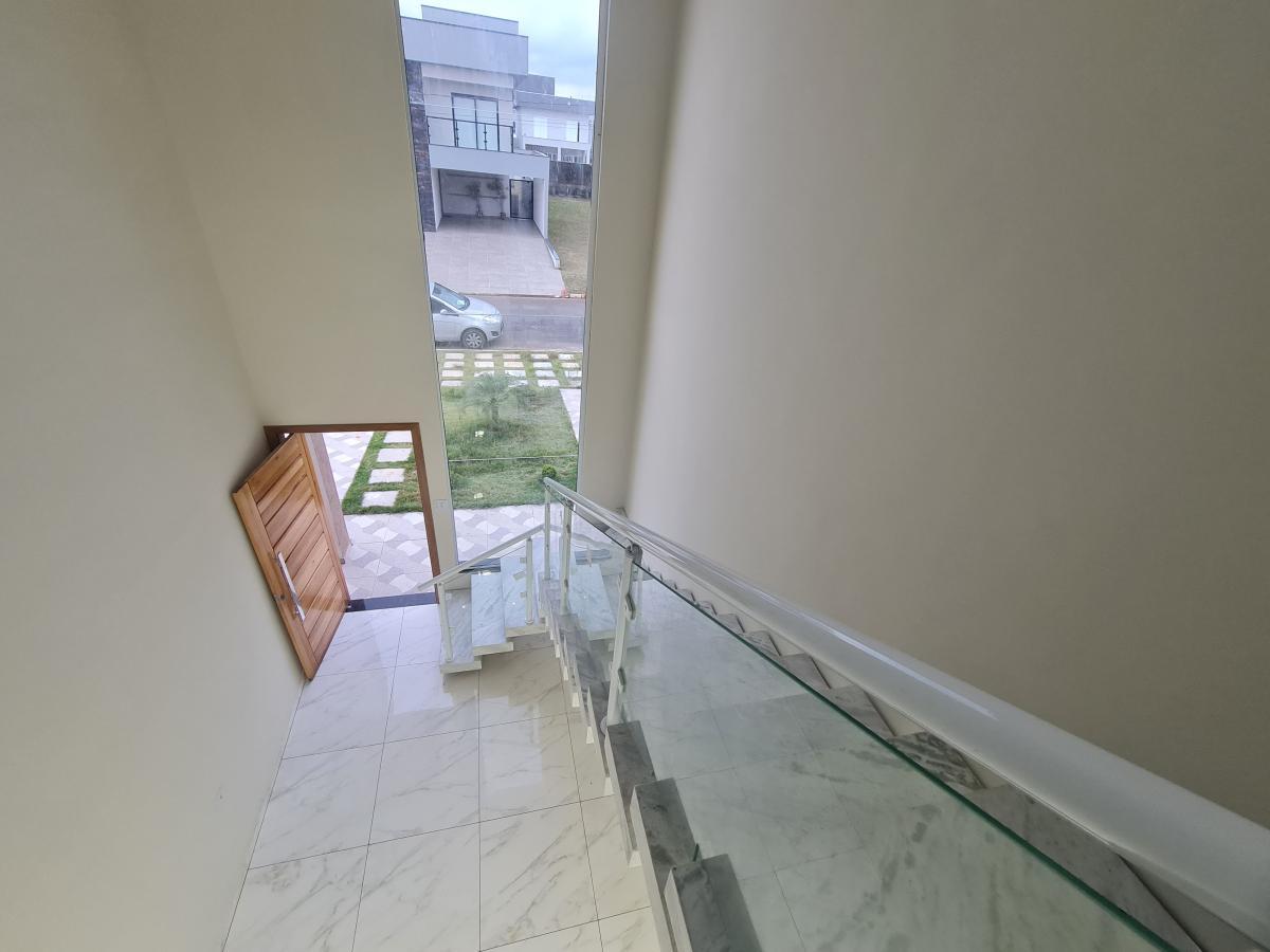 Casa à venda com 3 quartos, 300m² - Foto 18