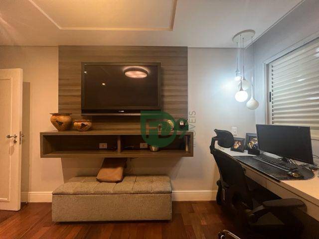 Apartamento à venda com 3 quartos, 160m² - Foto 19