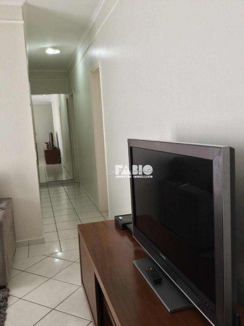 Apartamento à venda com 3 quartos, 98m² - Foto 11