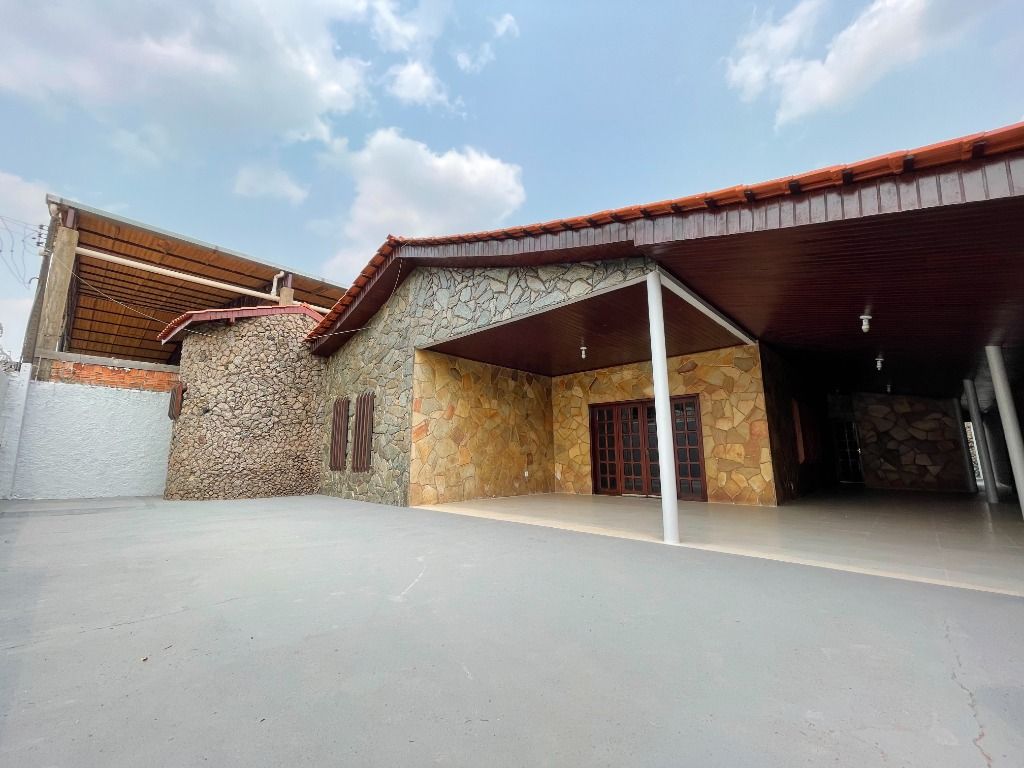 Casa à venda com 4 quartos, 400m² - Foto 48