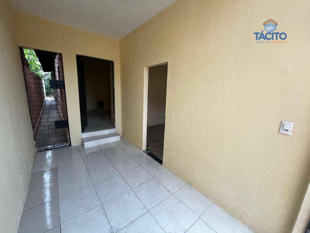 Casa para alugar com 2 quartos, 295M2 - Foto 4