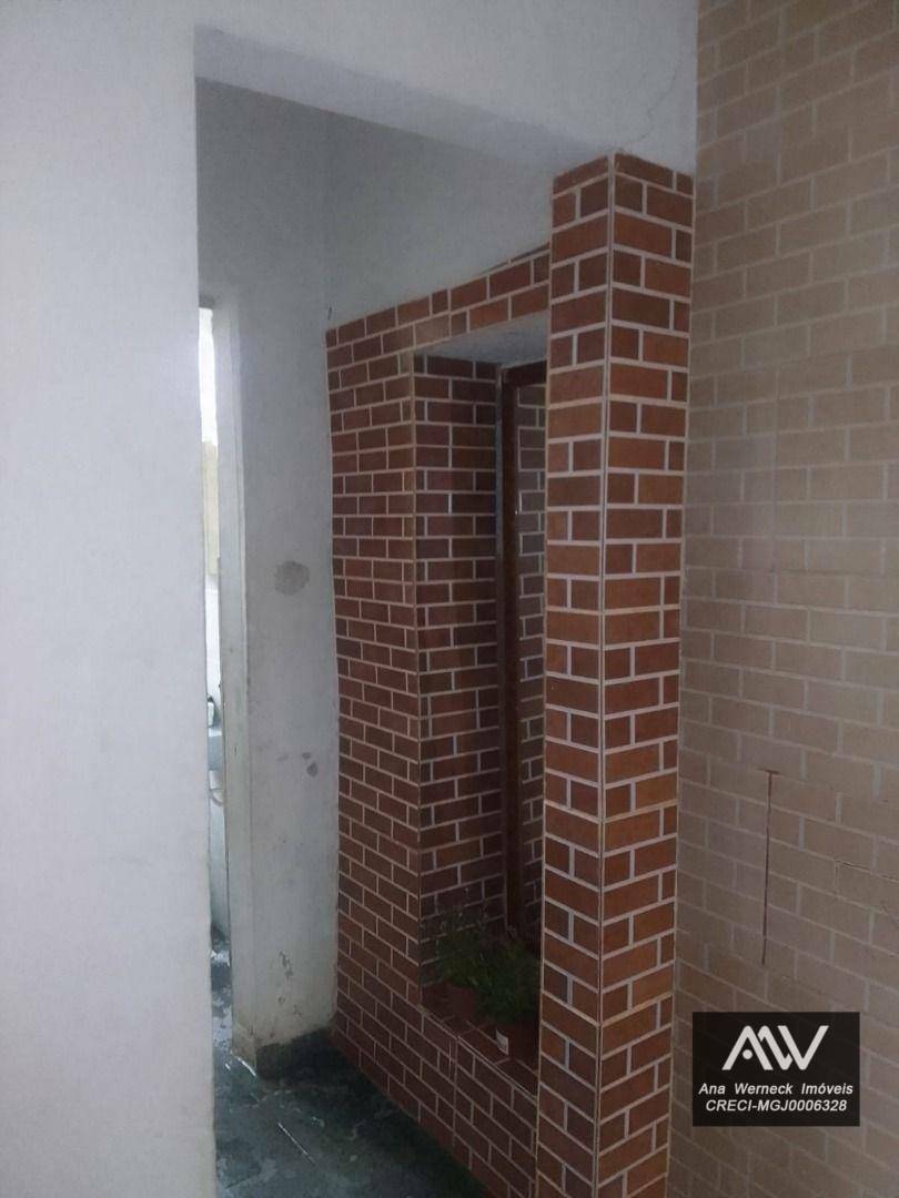 Casa à venda com 9 quartos, 400m² - Foto 53