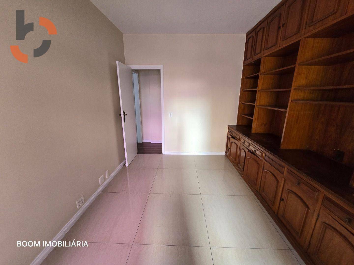 Apartamento para alugar com 3 quartos, 188m² - Foto 8