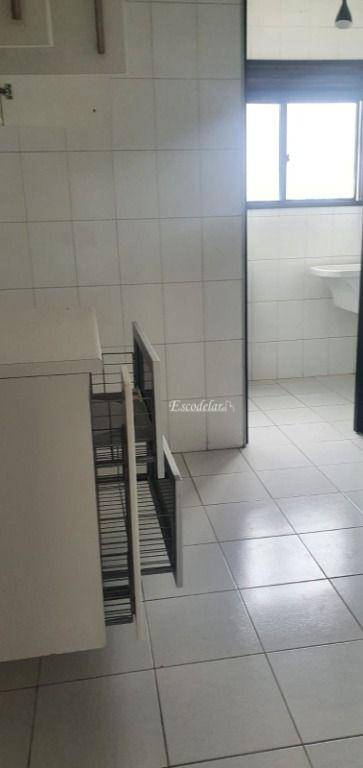 Apartamento à venda com 2 quartos, 48m² - Foto 13