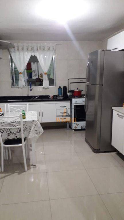 Sobrado à venda com 3 quartos, 230m² - Foto 8