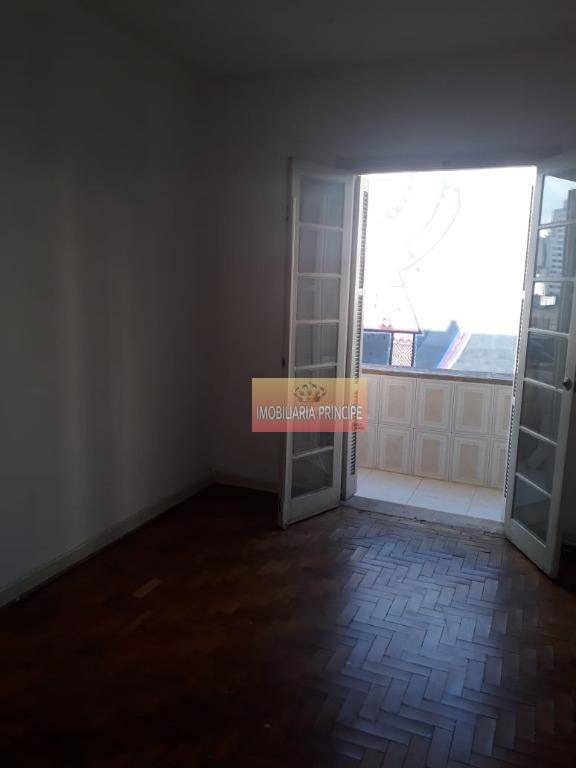 Apartamento à venda com 2 quartos, 80m² - Foto 1