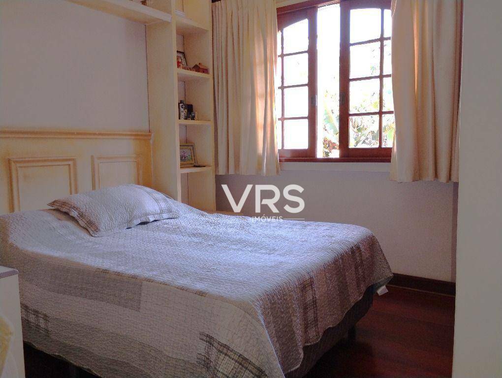 Casa à venda com 3 quartos, 182m² - Foto 30