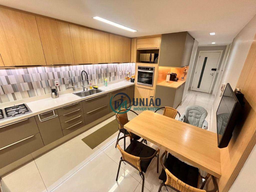 Apartamento à venda com 4 quartos, 137m² - Foto 13