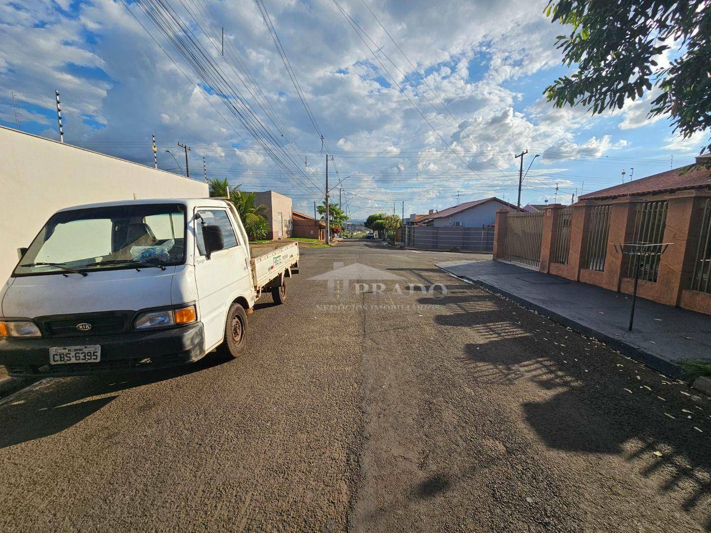 Casa para alugar com 4 quartos, 198m² - Foto 4