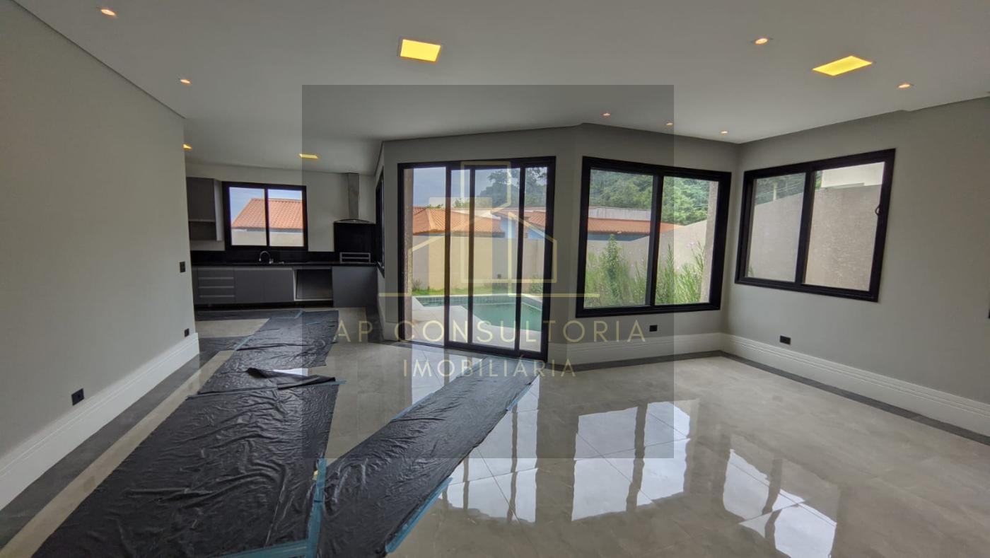 Casa à venda com 4 quartos, 200m² - Foto 5