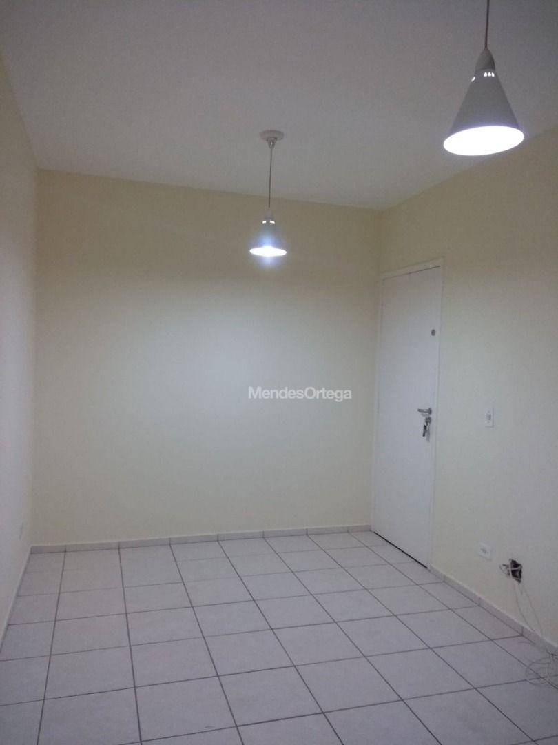 Apartamento para alugar com 2 quartos, 58m² - Foto 3