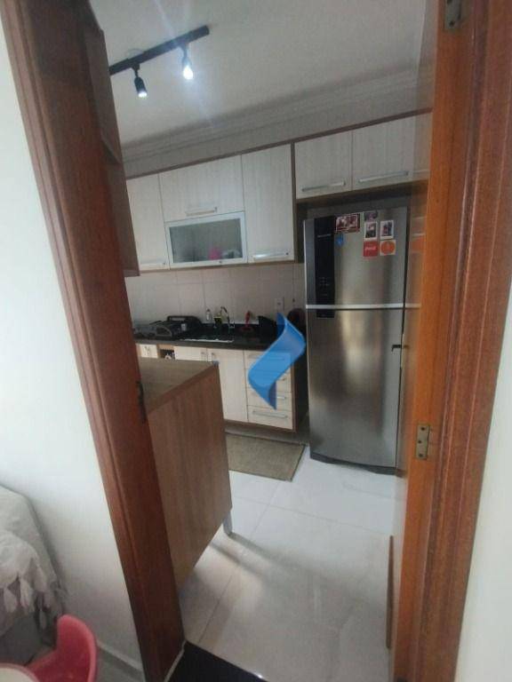 Apartamento à venda com 2 quartos, 64m² - Foto 27