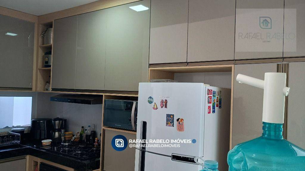 Casa à venda com 3 quartos, 90m² - Foto 13