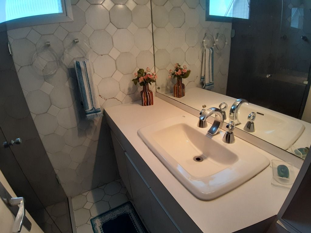 Apartamento à venda com 3 quartos, 190m² - Foto 8